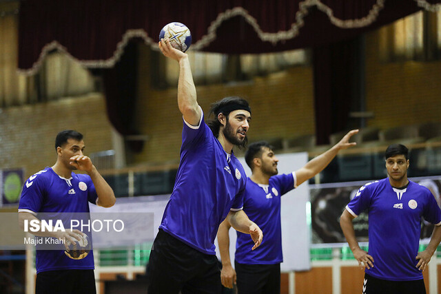 نوروزی‌نژاد: همه کمک می‌کنیم تا هندبال جهانی شود