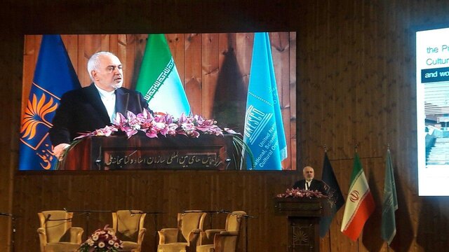 ظریف: مواضع منفعلانه سازمان‌های بین‌المللی در مقابل قانون‌شکنی ترامپ، او را جری‌تر کرده است