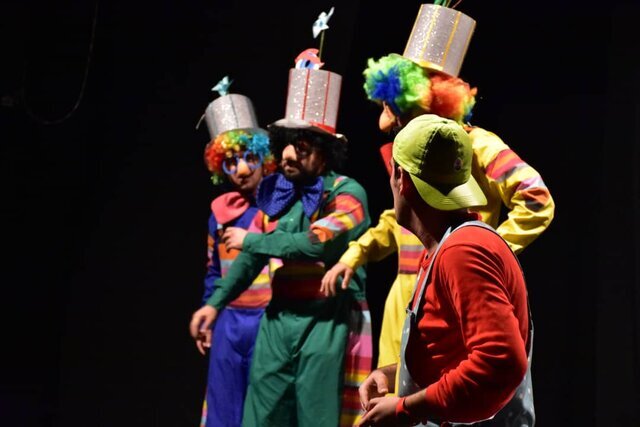 نمایشی شاد و مفرح برای کودکان  و خانواده‌ها در ایام دهه فجر