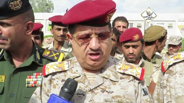 وزیر دفاع دولت مستعفی یمن از ترور جان سالم به در برد