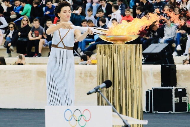 مشعل بازیهای المپیک در یونان روشن شد