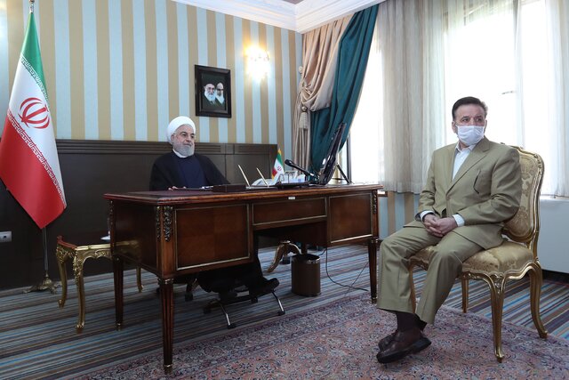 روحانی: مردم طرح فاصله‌گذاری اجتماعی را رعایت کنند تا این روزهای سخت را پشت سربگذاریم
