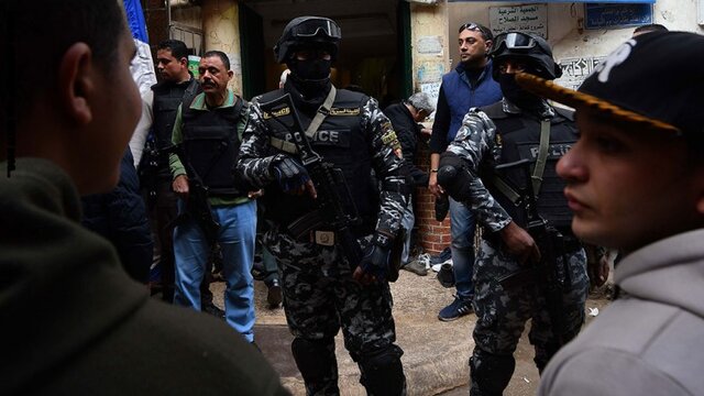 کشه شدن ۱۰ تروریست و نیروی پلیس مصر در درگیری قاهره