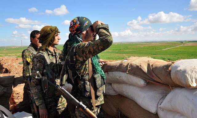 نیروهای کُرد، نیروهای نظام سوریه را تهدید کردند