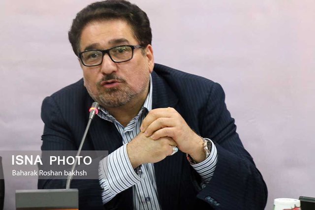 از تندروی و قوم‌گرایی بپرهیزید