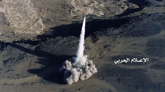 حمله موشکی مقاومت یمن به مقر ائتلاف سعودی در مأرب