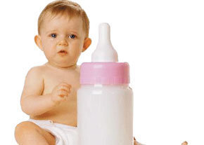 تغذیه نوزادان با شیر مادر را در دوران کرونا قطع نکنید