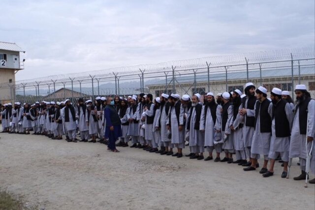 دولت افغانستان در مجموع ۳۰۰۰ زندانی طالبان را آزاد کرده است