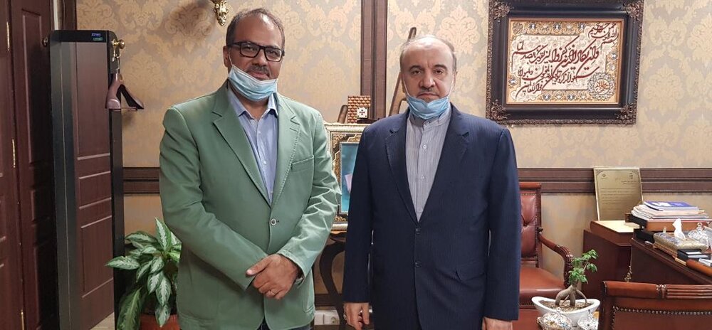 دیدار سرپرست فدراسیون اتومبیلرانی با وزیر ورزش