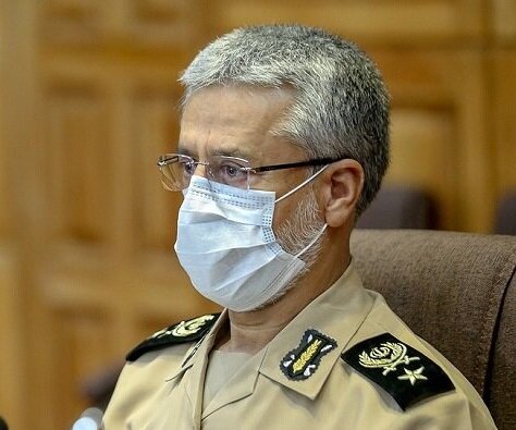 بازدید امیر دریادار سیاری از مرکز آموزش دژبان ارتش