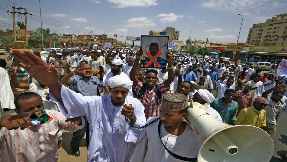 تظاهرات مجدد سودانی‌ها با درخواست برکناری دولت