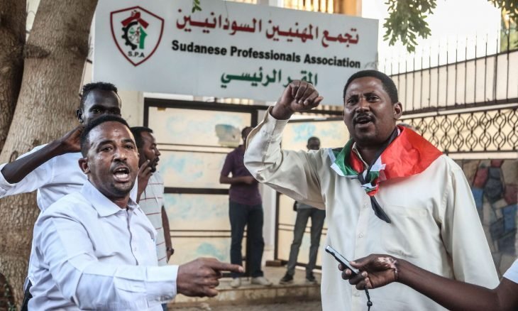 جمعیت شاغلین سودان از اپوزیسیون “گروه‌های آزادی و تغییر” خارج شد