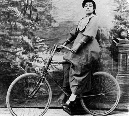 دوچرخه‌سواری برای زنان، یک اعتراض پنهان است؟