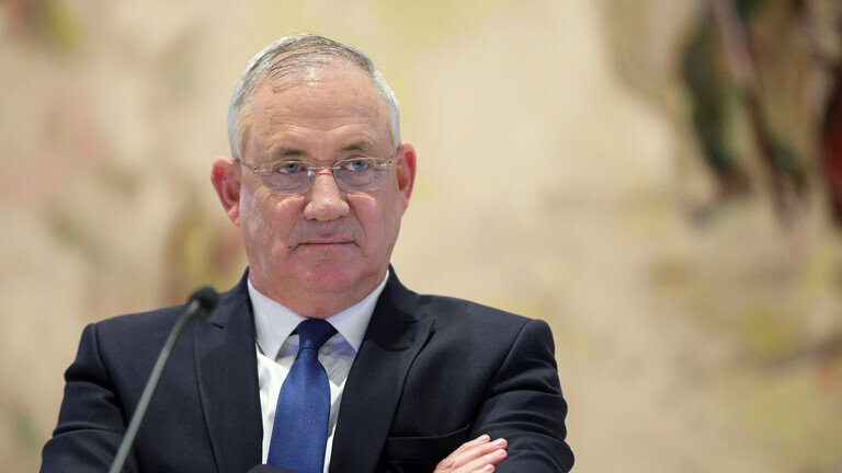 گانتس با اعضای ائتلاف آبی -سفید در مورد آینده دولت ائتلافی رایزنی می کند