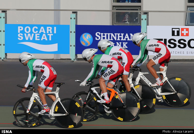 فعالیت یک رزمی کار در دوچرخه سواری به عنوان مشاور!