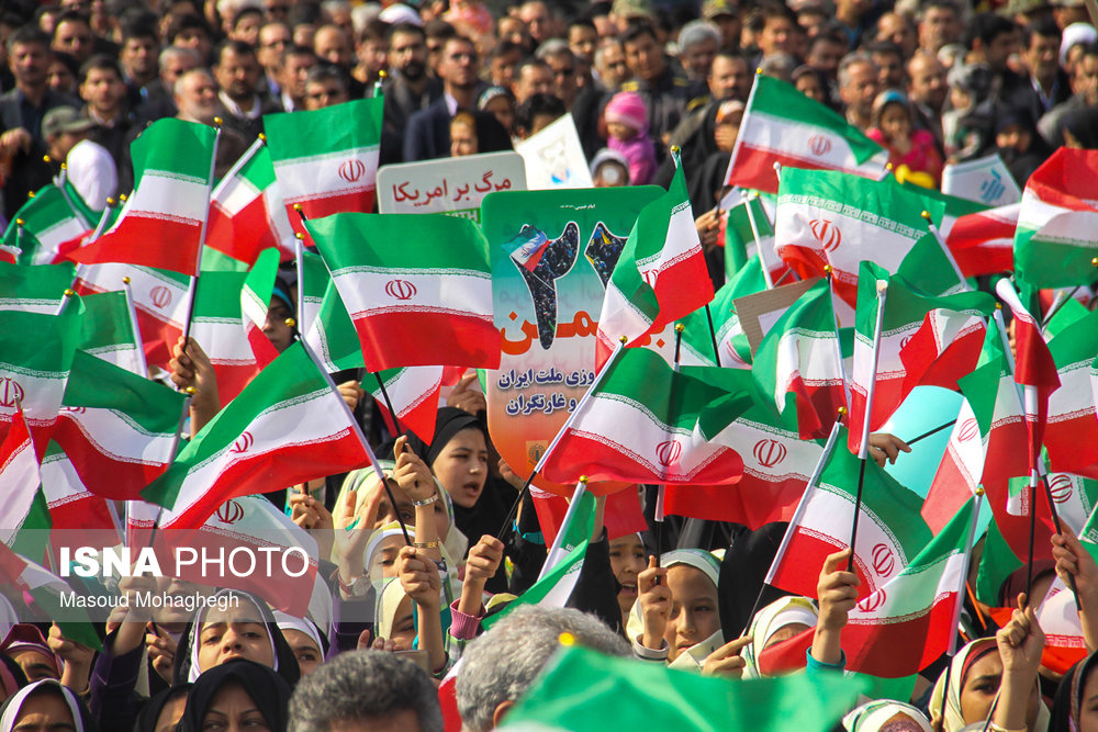 فیروزی پوربادی: در بستر فضای مجازی می‌توان با آرمان‌های انقلاب تجدید میثاق کرد