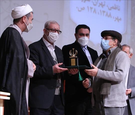 برگزیدگان جایزه «کتاب تاریخ انقلاب اسلامی» معرفی شدند
