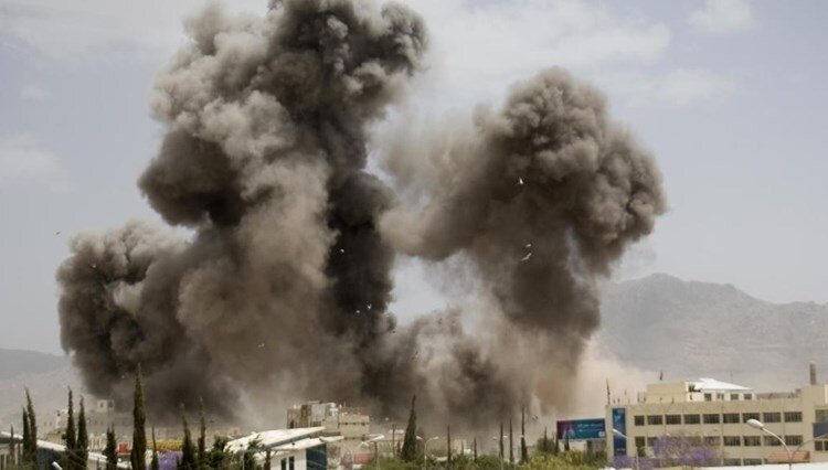 حمله القاعده به پایگاه‌های ارتش و کمیته‌های مردمی یمن در استان البیضاء
