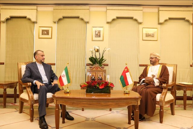 تقدیر وزیر خارجه از نحوه نگرش عمان نسبت به مسائل منطقه