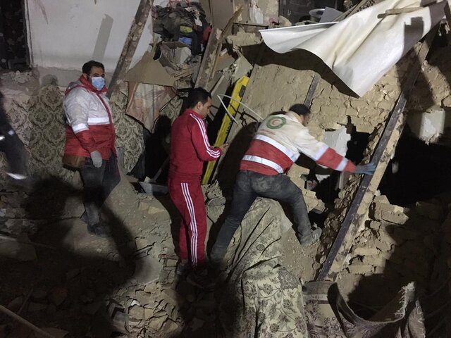 پایان عملیات آواربرداری ریزش ساختمان در رباط کریم/تعداد کشته‌ها به ۹ تن رسید