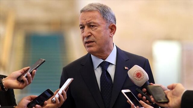 وزیر دفاع ترکیه: به تلاش برای آتش بس در اوکراین ادامه می‌دهیم