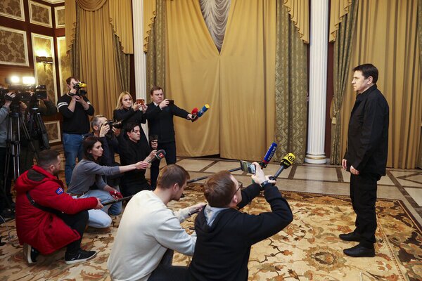 مشاور رئیس جمهور اوکراین: مذاکره با روسیه با تمرکز بر «تضمین‌ها» در جریان است