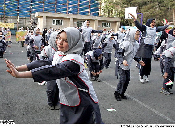 نوسازی و بهسازی ۸۲۹ مکان ورزشی با اولویت دانش‌آموزان دختر