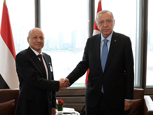 دیدار اردوغان با رئیس شورای ریاستی یمن و تاکید بر پیشبرد صلح