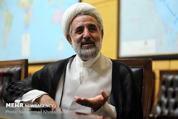روحانی، رئیس سازمان پدافند را در جلسات دعوت نمی‌کرد