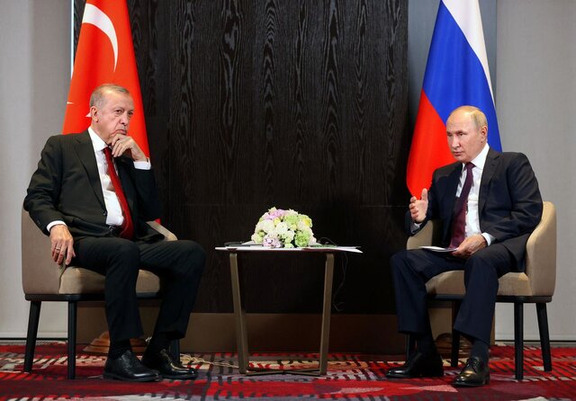 پوتین به اردوغان: همچنان برای مذاکره با اوکراین آماده‌ایم