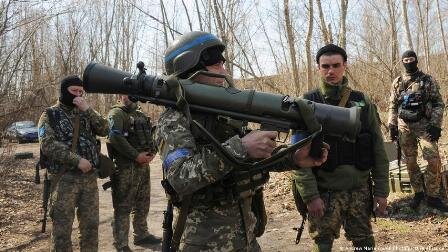 مخالفت رهبر جنبش ۵ ستاره ایتالیا با ارسال تسلیحات به اوکراین