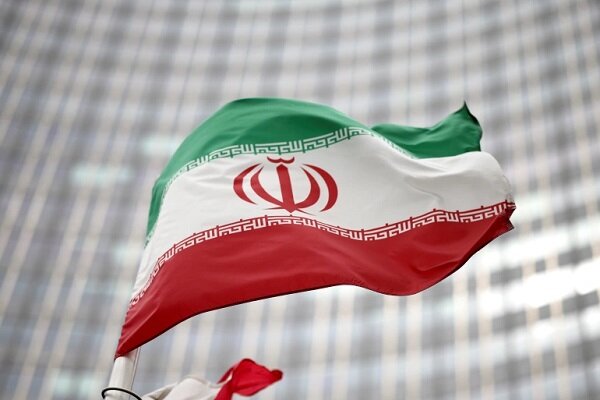چرا دشمن با «ایرانِ قوی» مخالف است؟ / درختی که تنومد باقی می‌ماند