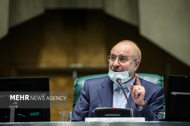 ملت ایران اراده خود را بر مستکبران تحمیل کرد