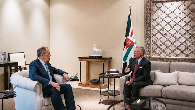 پادشاه اردن در دیدار با لاوروف بر اهمیت تقویت ثبات در سوریه تاکید کرد
