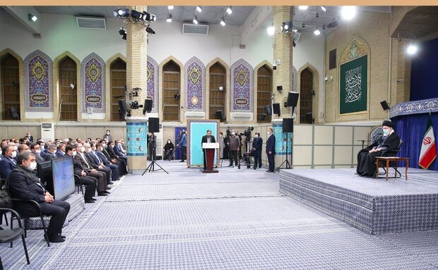 با رشد اقتصادی باید جایگاه ایران را در منطقه و جهان حفظ کنیم