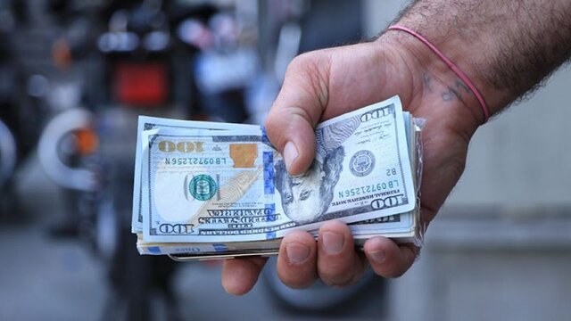 گزارش میدانی ایسنا نشان می‌دهد
                                افت هیجان بازار ارز/ ثبات دلار روی نرخ‌ روزهای گذشته
