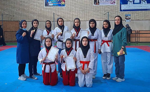 درخشش دختران تکواندوکار جیرفتی در مسابقات قهرمانی استان کرمان