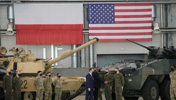 دودا: ۱۰۰۰۰ سرباز آمریکایی در لهستان مستقرند/ اوکراین بدون تسلیحات غربی از روسیه شکست می‌خورد
