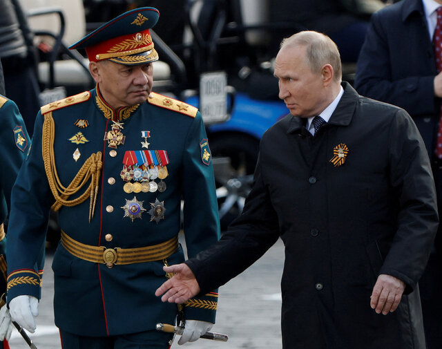 رویترز: شویگو به لطف پوتین همچنان وزیر دفاع روسیه مانده است