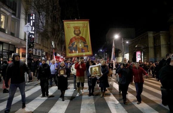 راهپیمایی هزاران نفری در بلگراد علیه توافق صربستان-کوزوو