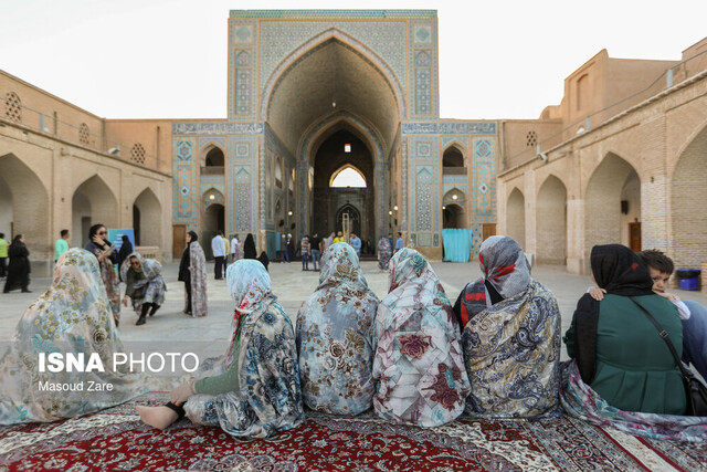 پیوند مسجد و جوانان نقطه مثبتی در احیای کارکردهای مسجد است