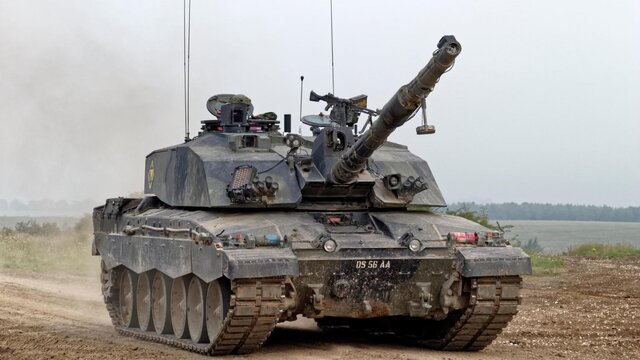 انگلیس تانک‌هایی را که می‌شد به اوکراین فرستاد، منهدم کرد