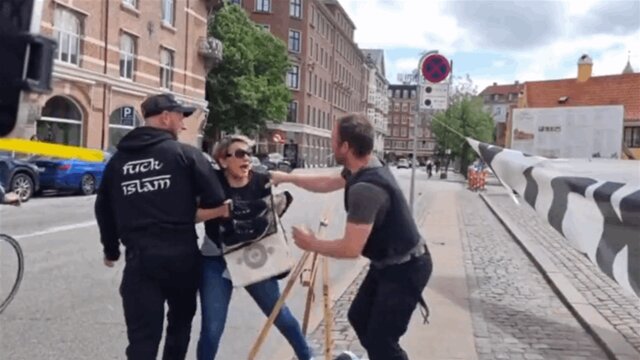 حمله پلیس دانمارک به زنی که مانع هتک حرمت قرآن شد