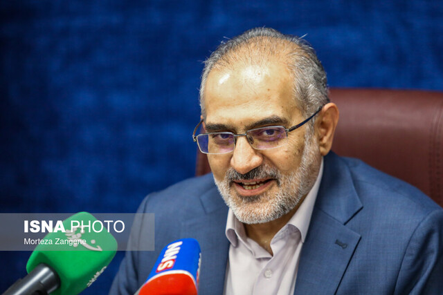 حسینی: دولت سیزدهم مشکلات مردم را از پشت میز پیگیری نمی‌کند