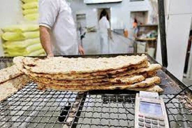 پلمب ۳۰ واحد نانوایی متخلف در تهران/برخورد جدی با گران‌فروشی و کم فروشی/ افزایش قیمت نان نداریم