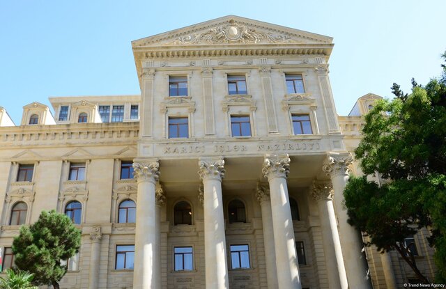 جمهوری آذربایجان ۲ دیپلمات فرانسوی را اخراج کرد