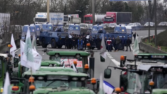 تلاش کشاورزان فرانسه برای محاصره بازار بین‌المللی رانژیس