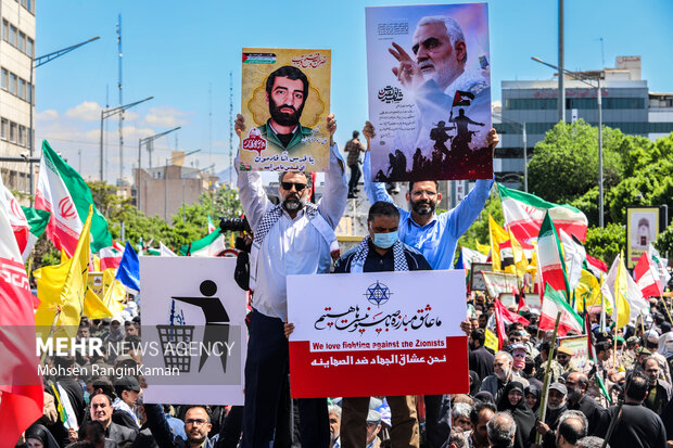 آغاز راهپیمایی روز قدس در تهران و تشییع شهدای کنسولگری دمشق