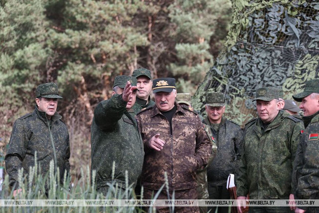 لوکاشنکو: بلاروس برای جنگ آماده می‌شود