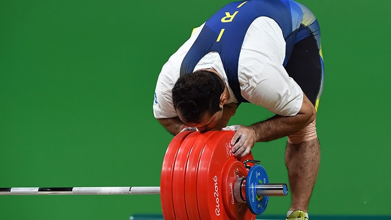 برگی از خاطرات ستاره های تاریخ پولادسرد
